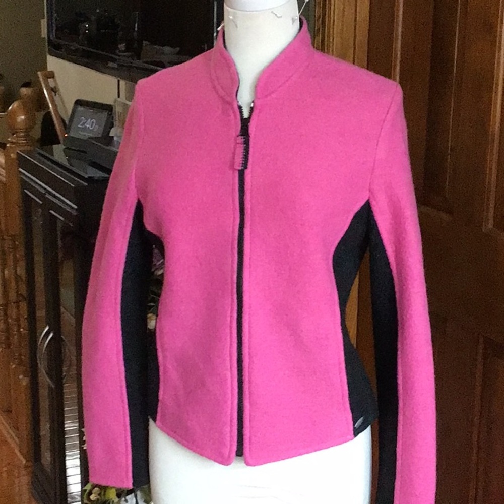 Short wool jacket